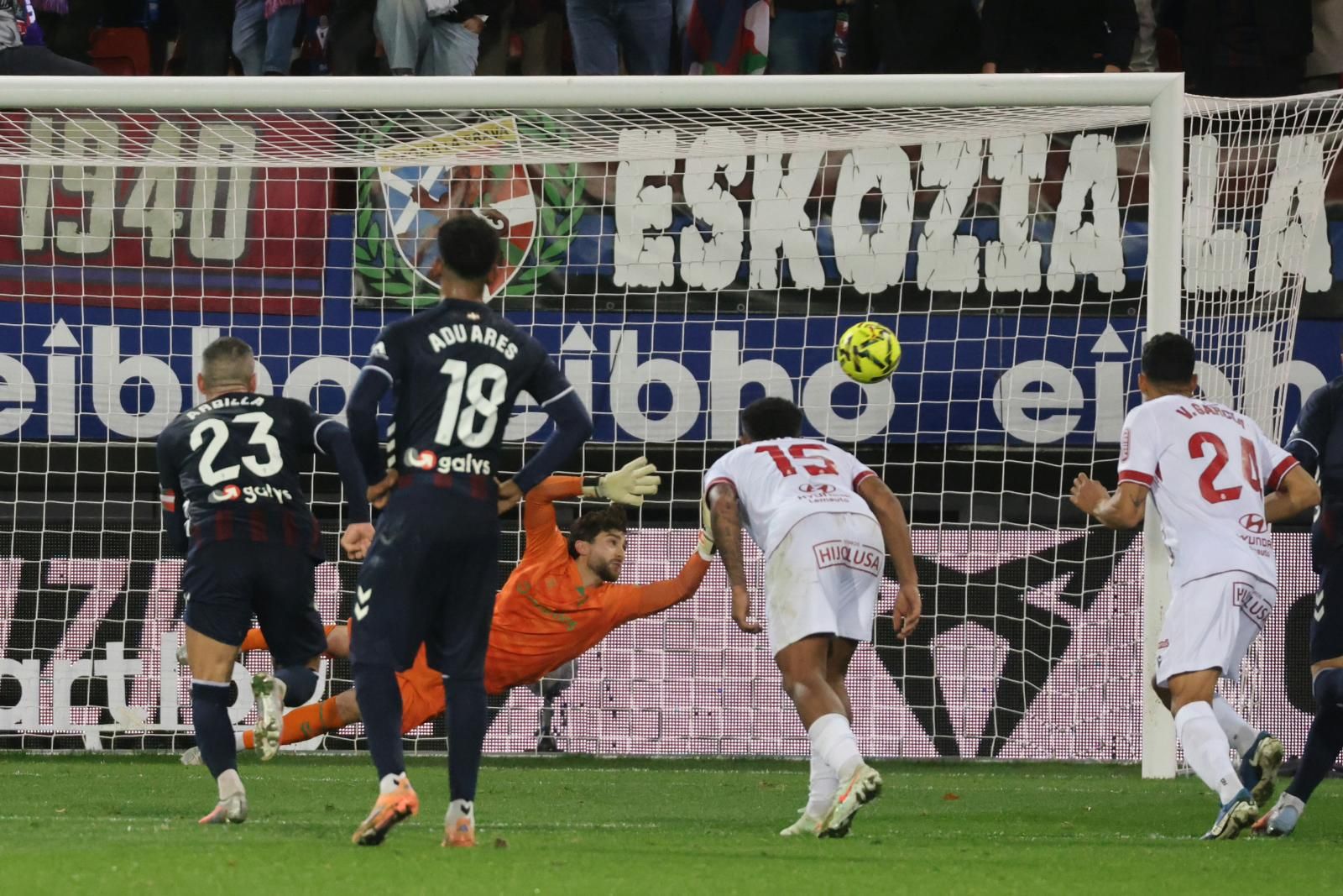 El Eibar 1 - Cultural 2, en imágenes