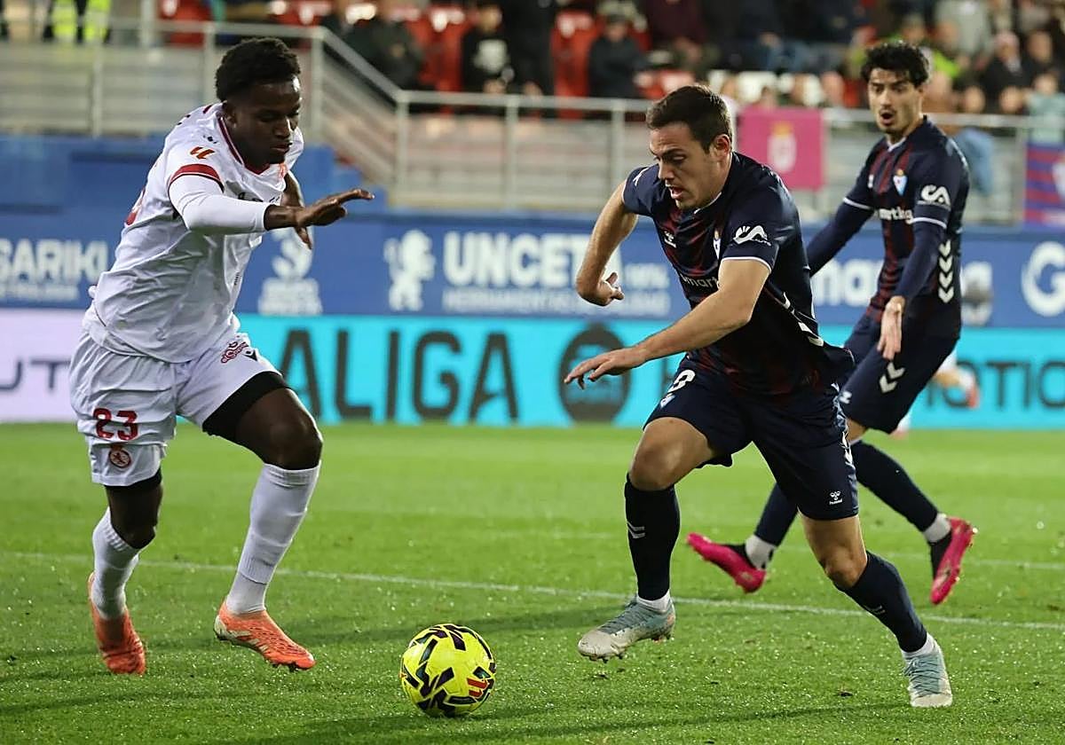 El 1x1 de los jugadores del Eibar ante la Cultural