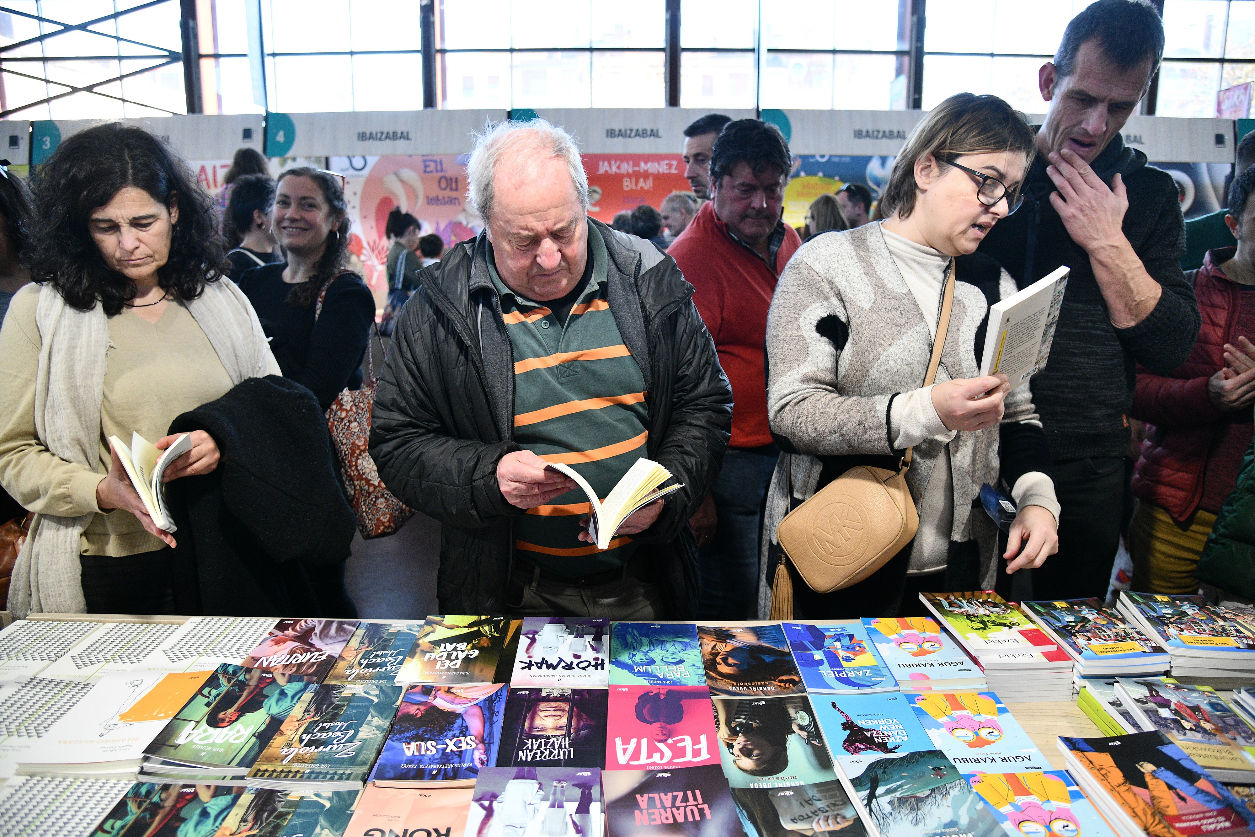 Liburu eta diska festa, baina omenaldietarako denbora baita ere
