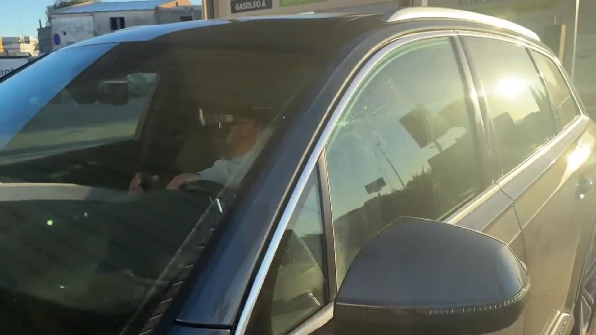 Kiko Rivera, intenso reencuentro con su excuñada mientras Irene Rosales presume de su amor