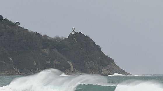 Una ciclogénesis explosiva con rachas de viento de 134 km/h y olas de casi siete metros