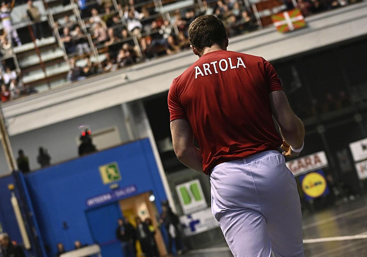 Artola’s Couples: A Path to Connection