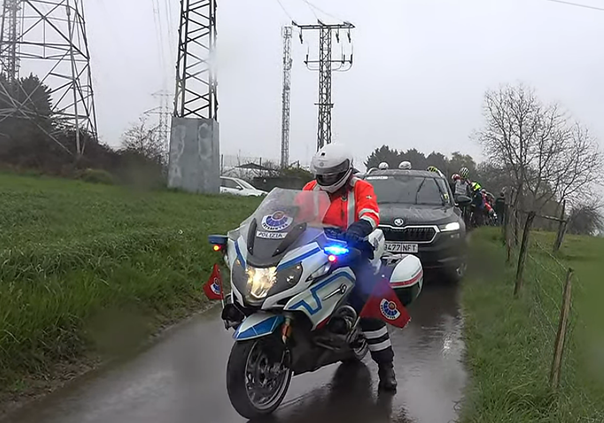 Óscar Vian Wins Aiztondo Klasika Amidst Rain and Race Neutralization | Copa de España Élite-Sub23 Update