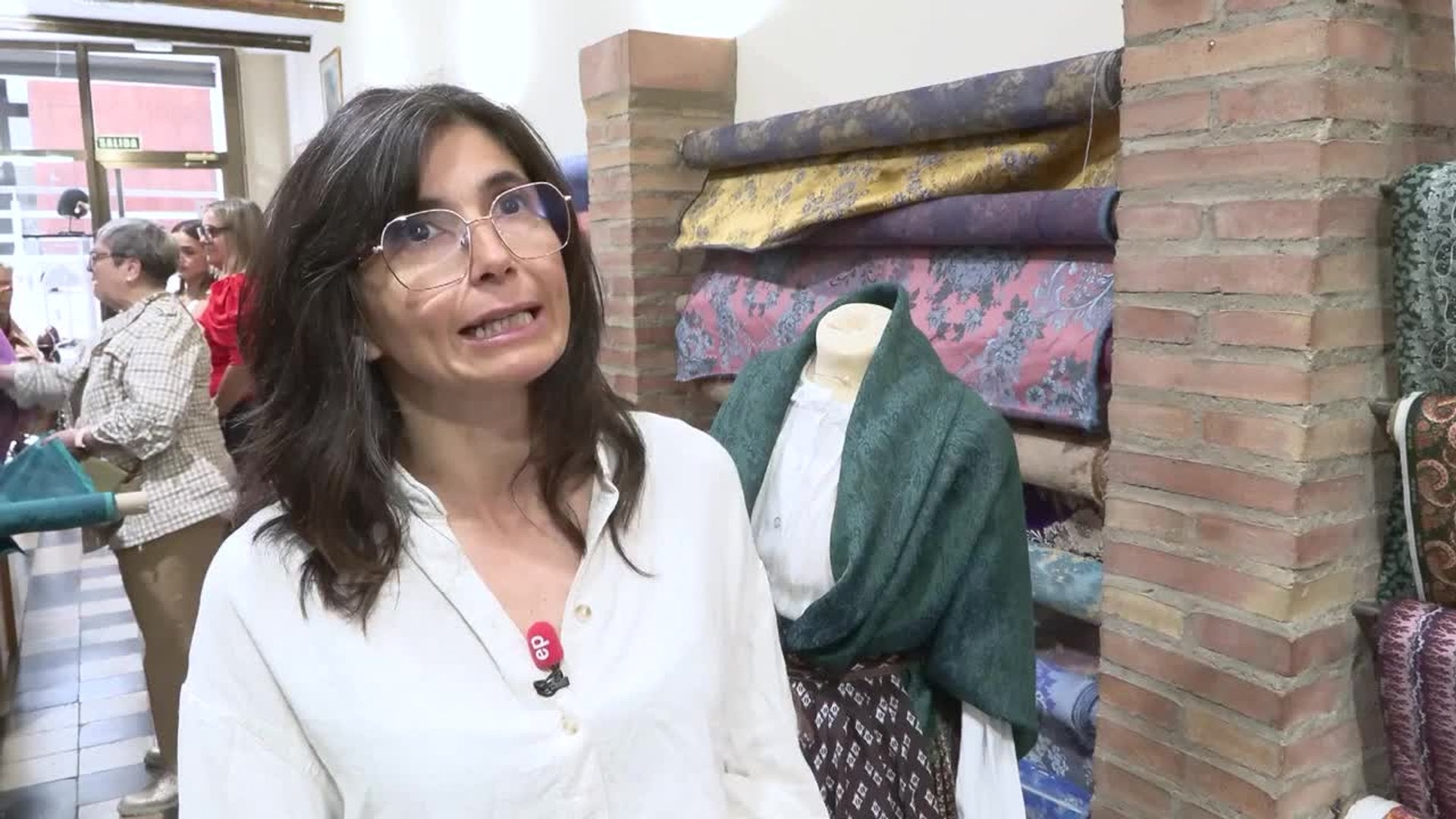 La indumentaria tradicional aragonesa se prepara para volver a vestir las calles en El Pilar
