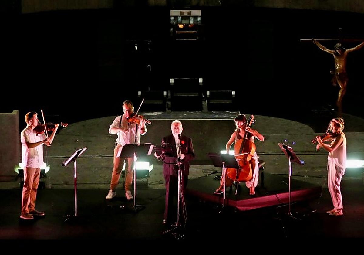 Concierto de Natxo de Felipe en Arantzazu