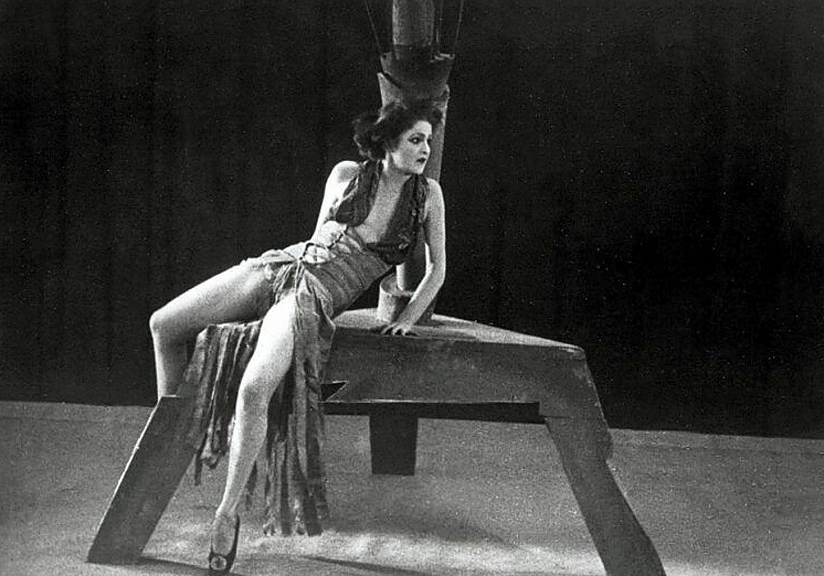 Anita Berber baila espectáculo 'Cocaína' en 1923.