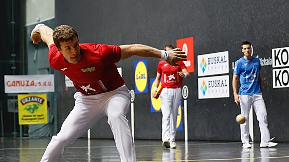 Artola-Albisu disputan ante Larrazabal-Iztueta la primera previa de la Feria de San Mateo