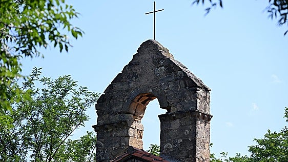 Roban la campana de la ermita de San Lorenzo en Zestoa