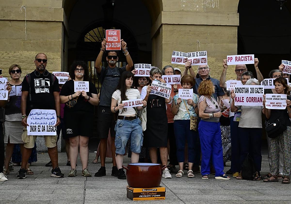 Insausti se reunirá mañana con representantes de Afari Solidarioak para explicarles la prohibición de las cenas