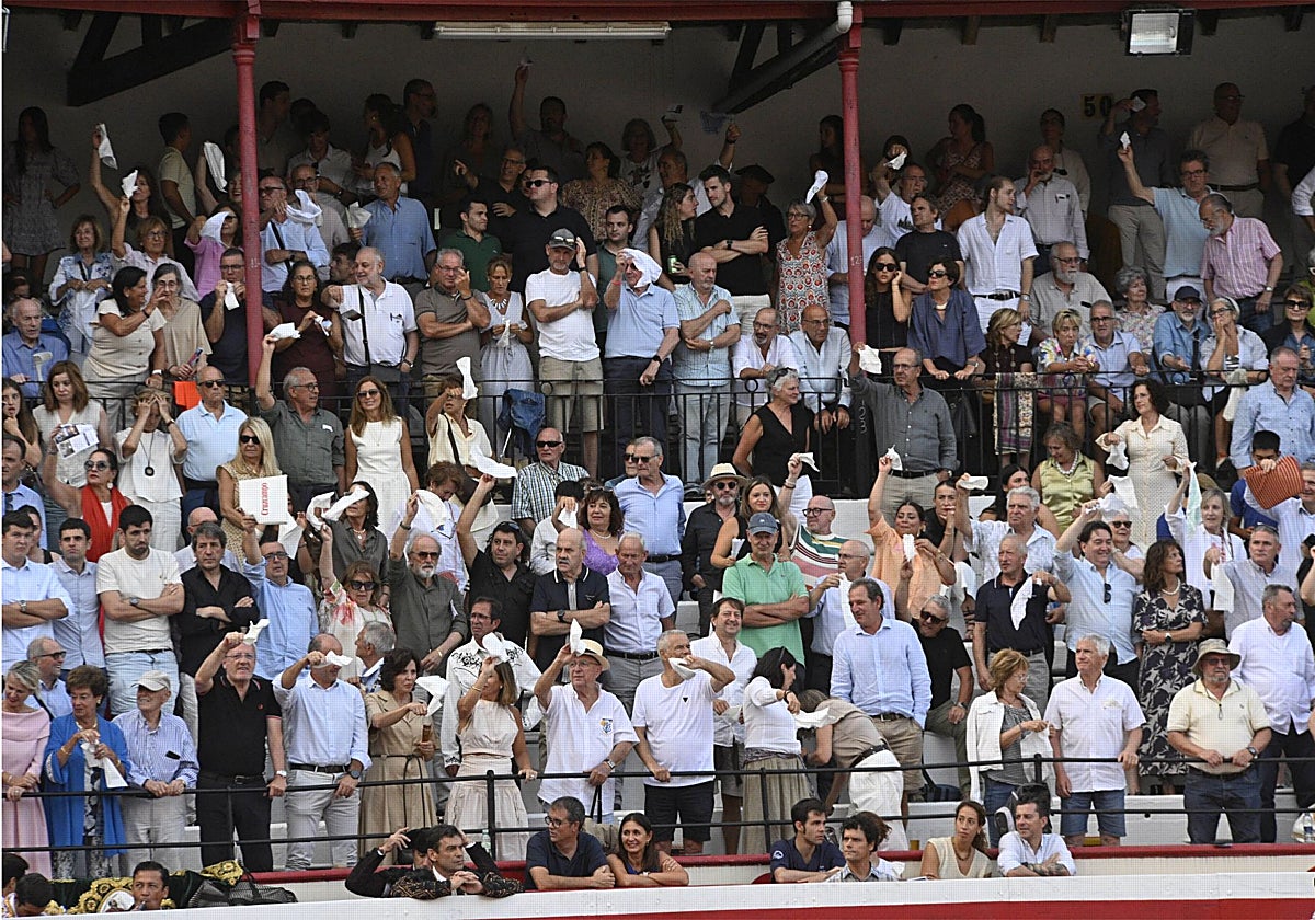 La plaza de Azpeitia rozó el lleno