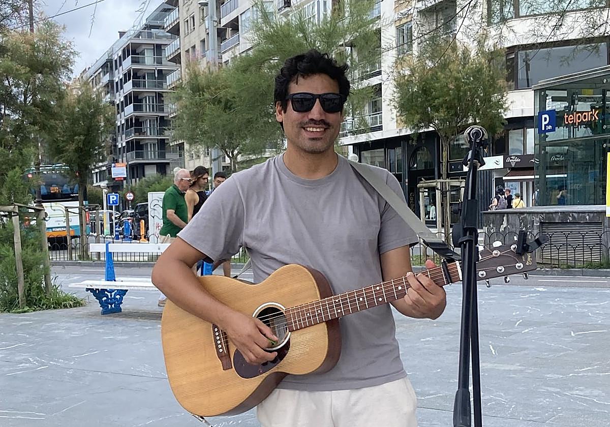Goyo Vela: «Yo no trabajo; a mí me pagan por divertirme»
