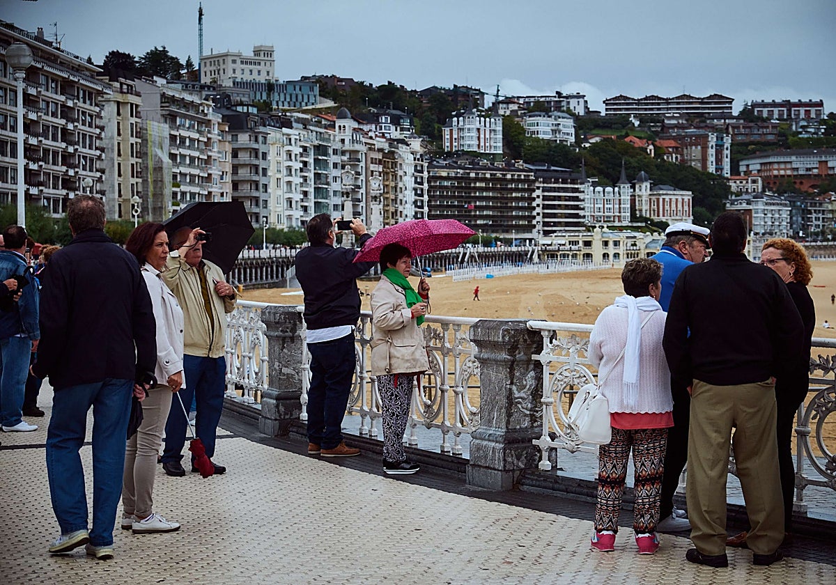 Adiós al tiempo veraniego en Gipuzkoa: lluvias y bajada de temperaturas para el fin de semana