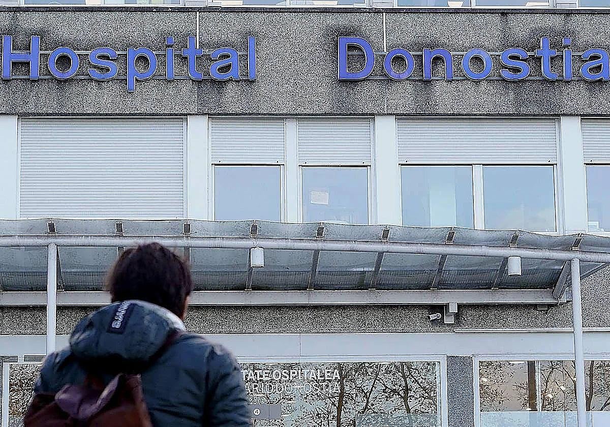 Fallece Joaquín Belzunegui Otano, jefe de Reumatología del Hospital Donostia