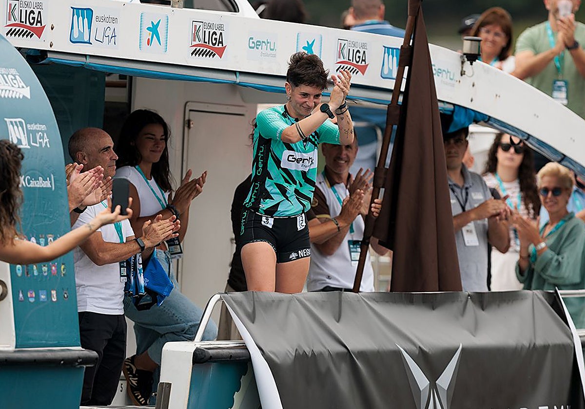 Tolosaldea cierra la Liga Euskotren con una doble cita en aguas de Zarautz