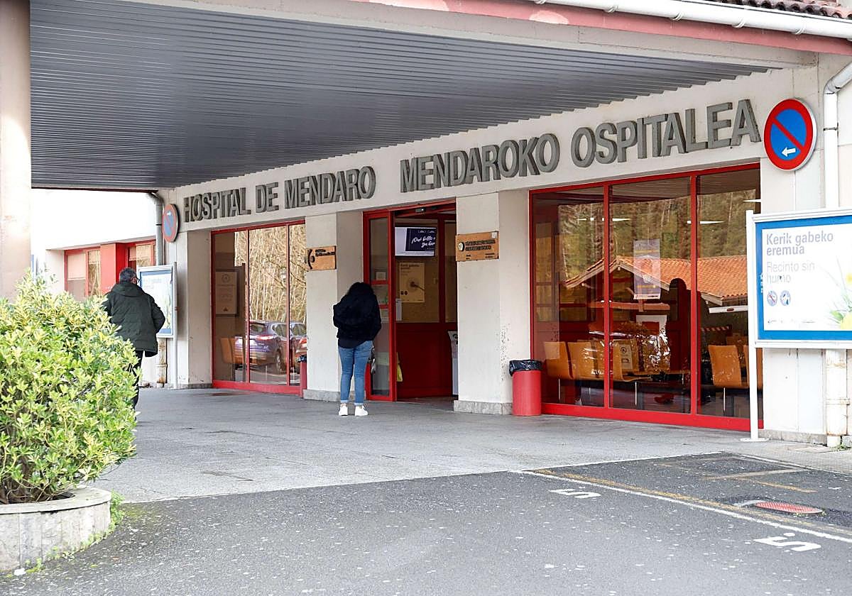 El bar de Eibar en el que consumió el hombre fallecido con salmonelosis se defiende: «Salud nos dijo que el brote tenía un carácter exterior»