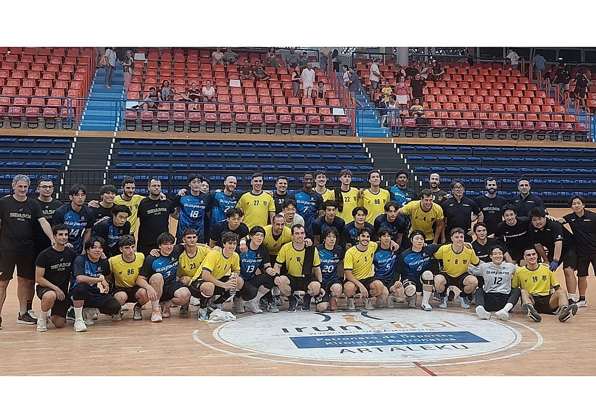 El Toyoda Gosei Blue Falcon dejó bien alto el pabellón del balonmano japonés en Artaleku
