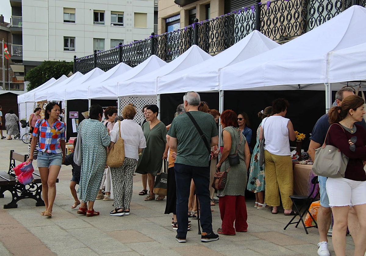 La IV Exposición de Mujeres* Creadoras de Zarautz llega este sábado