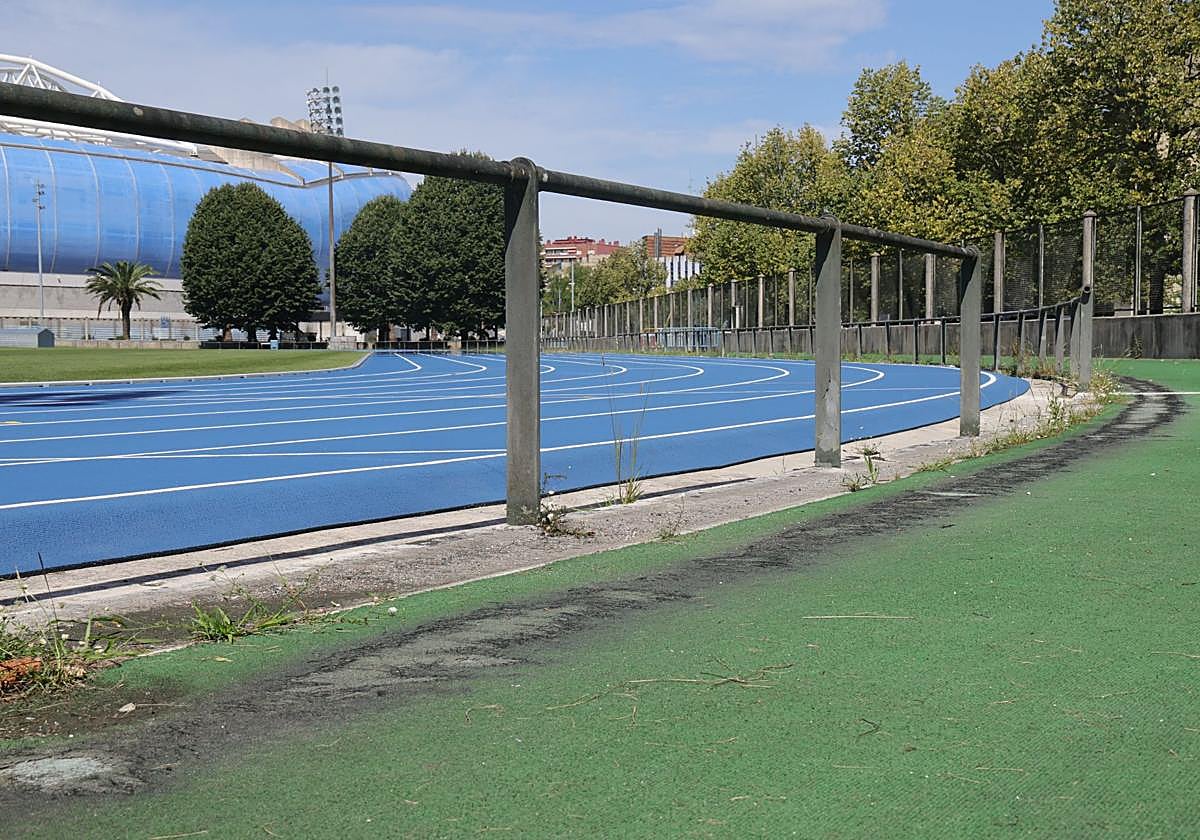El nuevo Miniestadio de Anoeta suma un renovado anillo de calentamiento y mejor iluminación