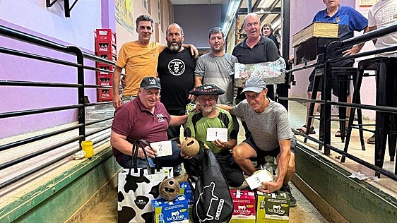 Sebas Aranzabal repite txapela en el maratón de bolos a tres txirlos