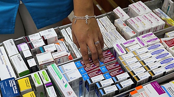 Las chicas lideran el consumo de ansiolíticos y sedantes entre los jóvenes