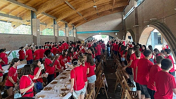 El club de balonmano La Salle celebrará este sábado su 'Eskubaloi Eguna'