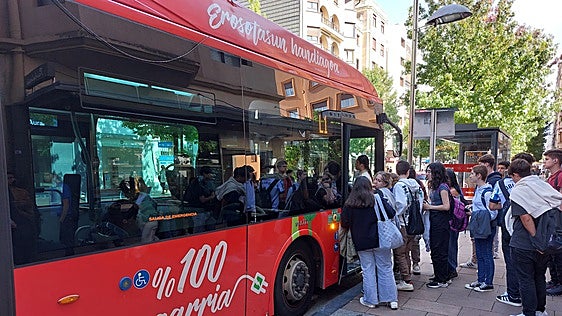 El Gobierno local desestima el recurso de Semura y le insta a asumir la gestión de Irunbus