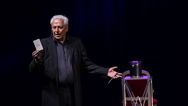 El ilusionista Anthony Blake llevará al Amaia su espectáculo 'Más allá de la imaginación'