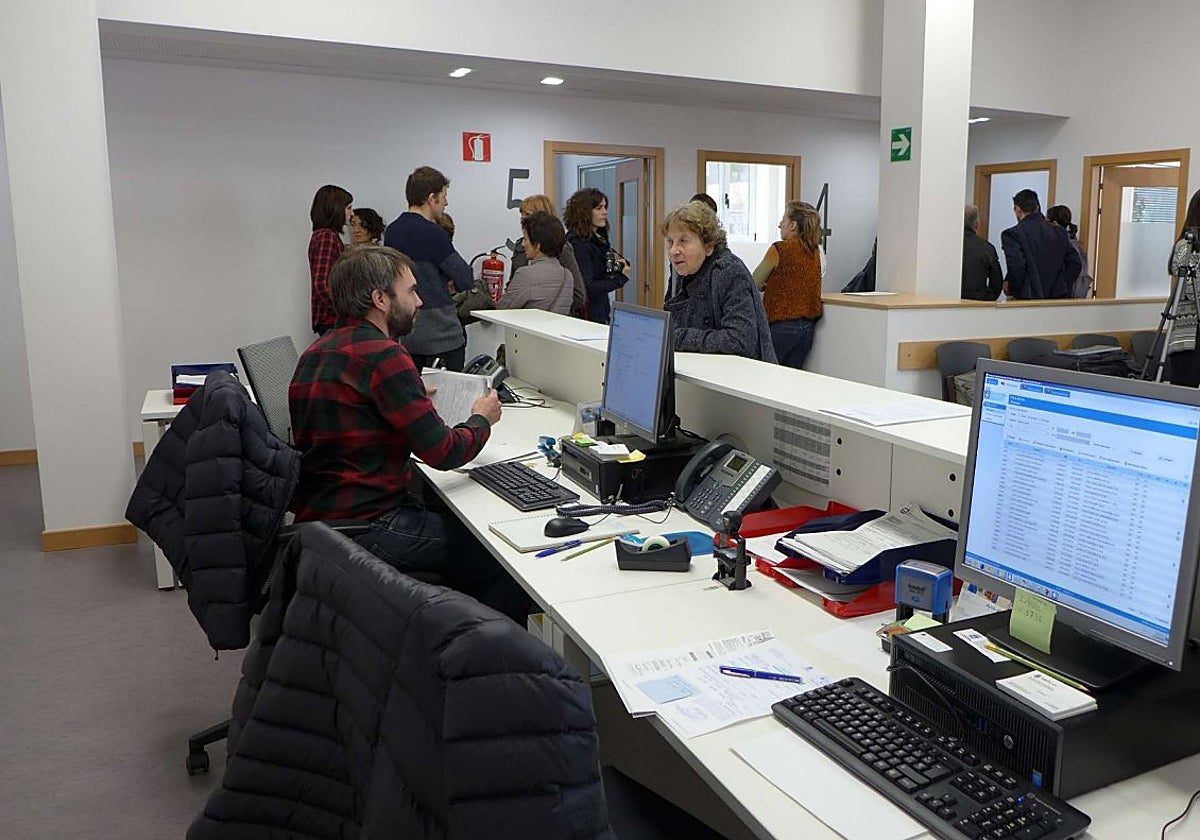 El presupuesto para las ayudas de emergencia en Donostia aumenta un 6,5% en 2027 y ya roza los 4 millones de euros