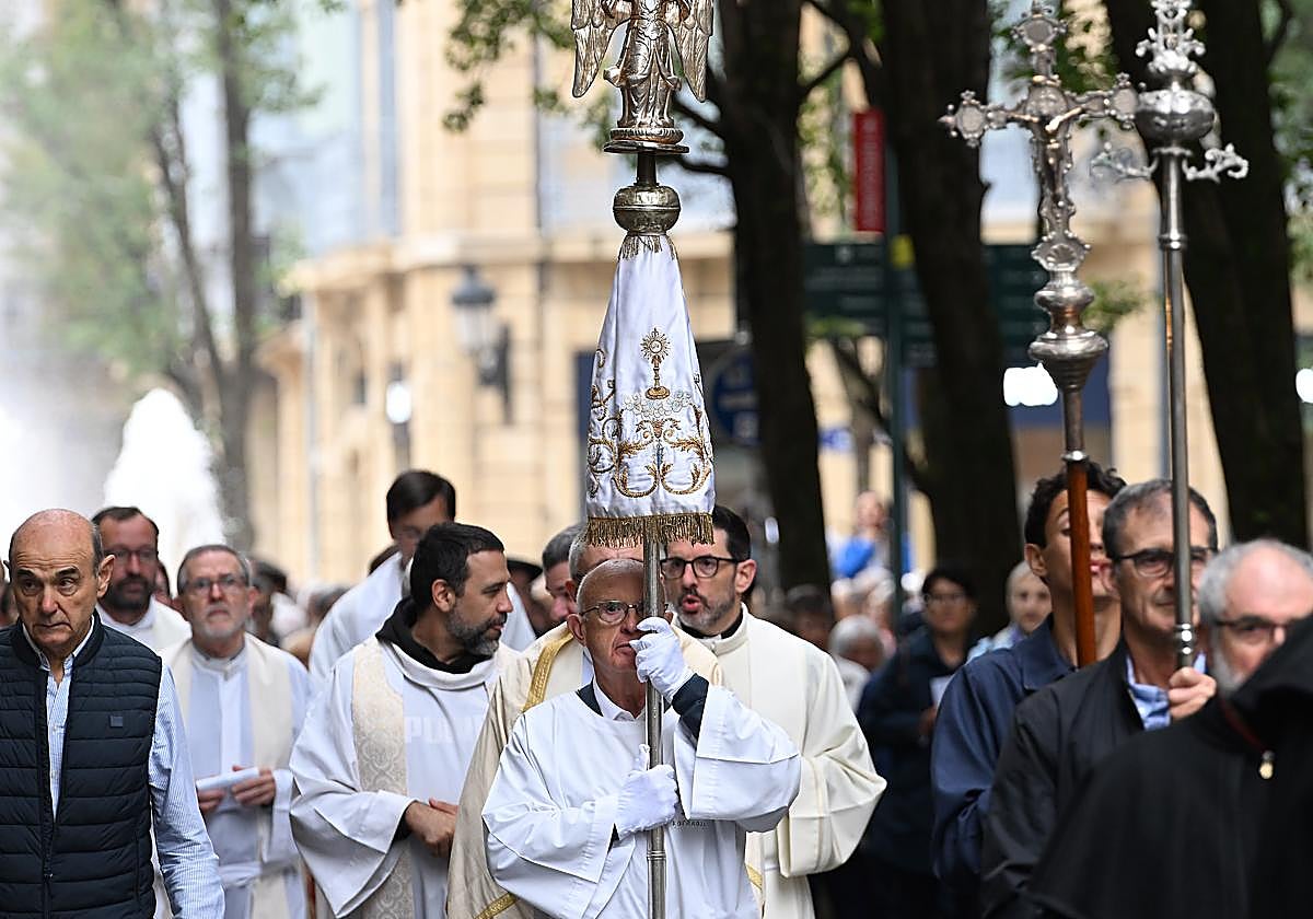 San Miguel de Aralar ya conoce Donostia