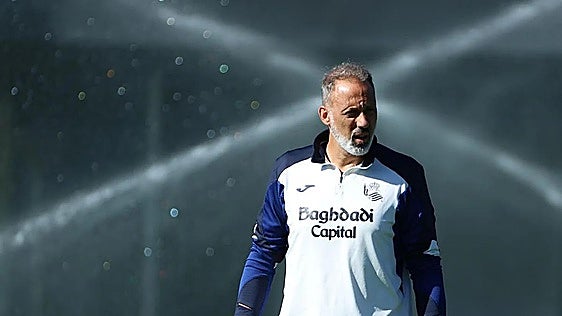 Matarazzo, sobre su apuesta por Sarr y Beitia como centrales ante el Atlético: «Los dos están muy bien»
