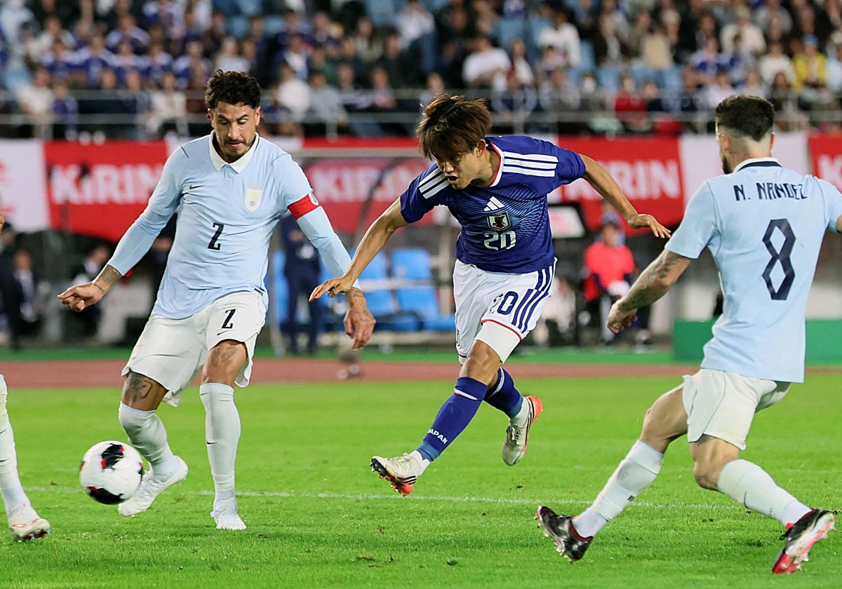 Kubo transmite buenas sensaciones en la victoria de Japón ante Uruguay (3-1)