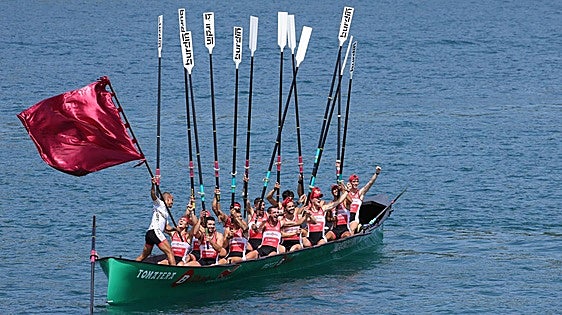 Deusto le arrebata el triunfo a Zumaia y recupera el liderato