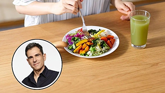 Fernando Mora, psiquiatra: «Cuando faltan frutas o verduras, el cerebro se resiente»