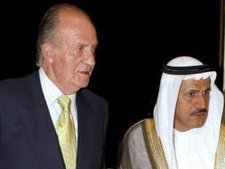 El Rey Juan Carlos de España a su llegada a Abu Dhabi /EFE