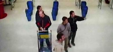 Los cinco terroristas, en un supermercado