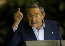 Raúl Castro se atrinchera ante las críticas internacionales y afirma que no cederá al «chantaje» de las huelgas de hambre
