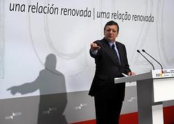 Barroso, durante su intervención en la cumbre de Cádiz. / Lluis Gene (Afp)