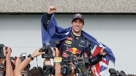 Ricciardo celebra la victoria en Canadá. 