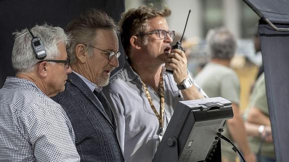 Steven Spielberg rueda su nuevo filme. 