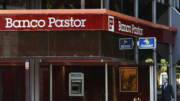 Sucursal del Banco Pastor. 