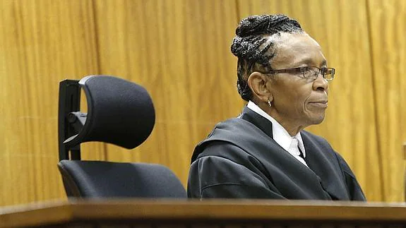 Thokozile Masipa, la juez que instruye el caso Pistorius. 