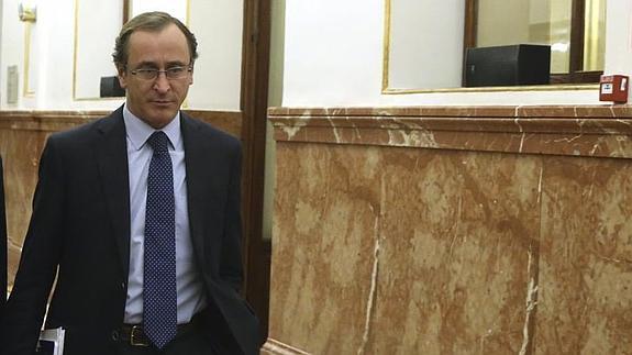 El ministro de Sanidad, Asuntos Sociales e Igualdad, Alfonso Alonso. 