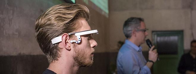 Detalle de Emertech, un proyecto español basado en as Google Glass 