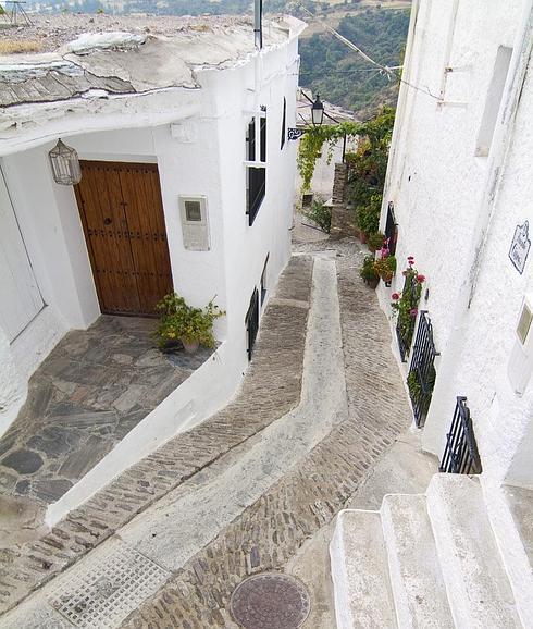 Calle típica de la Alpujarra.