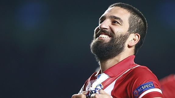 Arda Turan, en un partido con el Atlético. 