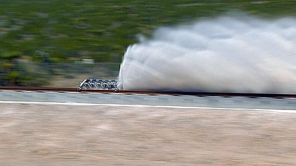 El tren podrá transportar viajeros a 1.200 km/h.