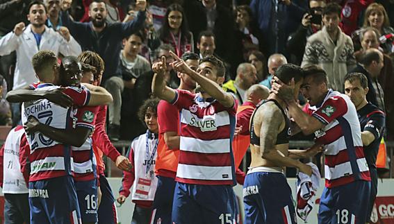 El GRanda celebra su victoria ante las Palmas. 