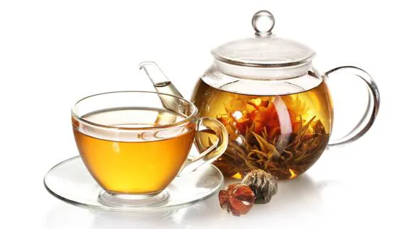 La reina de las infusiones es el té, bebida que en China llevan tomando desde el 2700 a.C. 