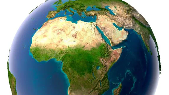 El continente africano en un globo terráqueo.