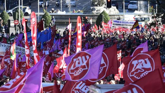 Manifestación de UGT y CCOO en Madrid.